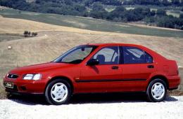 Фото HONDA CIVIC VI Fastback 1.5 i Vtec-E