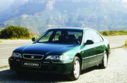 Фото HONDA ACCORD V 2.2 i VTEC