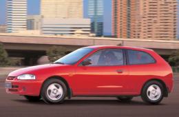 Фото MITSUBISHI COLT V (CJ, CP) 1300 GL,GLX (CJ1A)