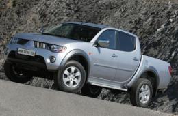 Фото MITSUBISHI L 200 (KB_T, KA_T) 2.5 DI-D 4WD