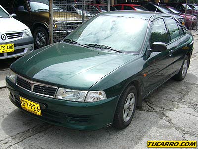 Фото MITSUBISHI LANCER купе (CE) 1.8 i