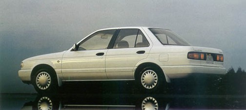 Фото NISSAN SUNNY II Hatchback 1.3