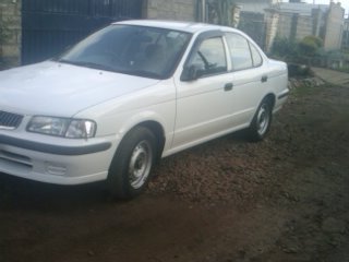 Фото NISSAN ALMERA TINO 1.8