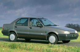 Фото RENAULT 19 I Chamade 1.9 TD