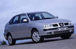 Фото SEAT CORDOBA 1.8 i