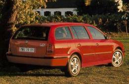 Фото SKODA OCTAVIA Tour 1.8 T 4x4 универсал