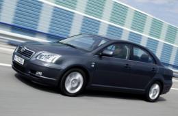 Фото TOYOTA AVENSIS седан 2.0 D-4D