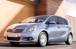 Фото TOYOTA VERSO 2.0 D-4D