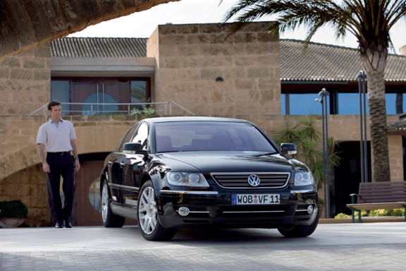 Фото VW PHAETON 6.0 W12 4motion